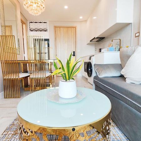 The Astra Sky River Apartment Pantai Jomtien Bagian luar foto